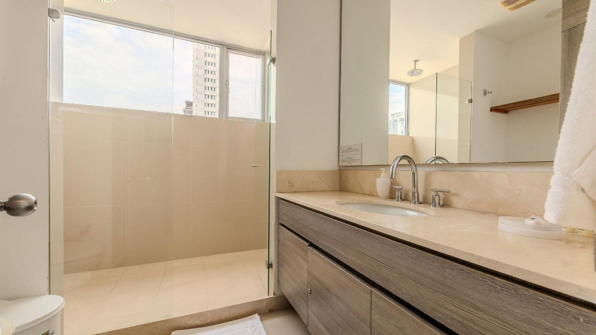 Hermoso Apto 2 Hab Piso 19 En Morros Apartamento *